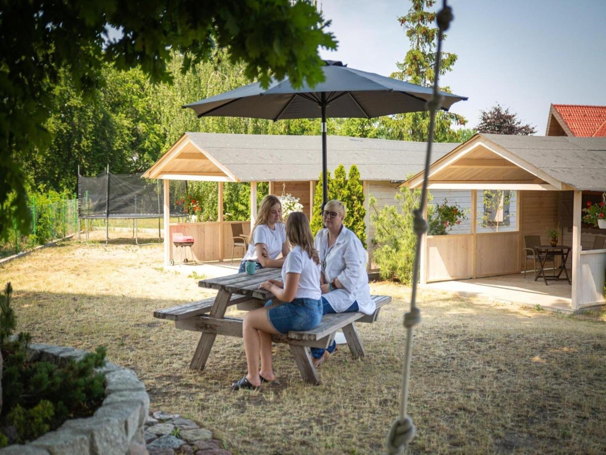 Bungalow In Miedzyzdroje With A Terrace Esterno foto